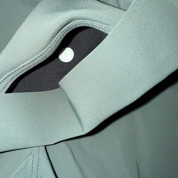 Men's Olive Green surge joggers size small Lululemon - Picture 2 of 2